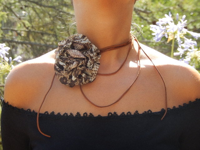 Collier corde en daim