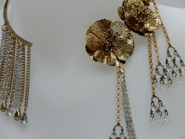 Collier fleurs dorées