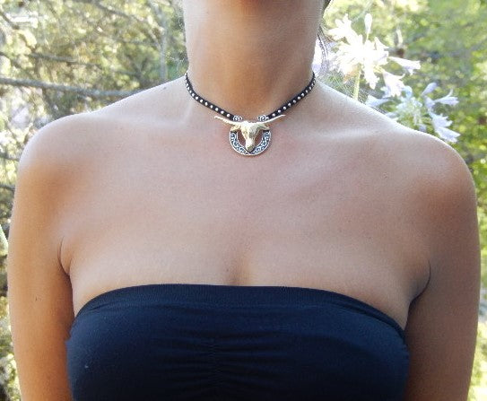 Collier Camargue