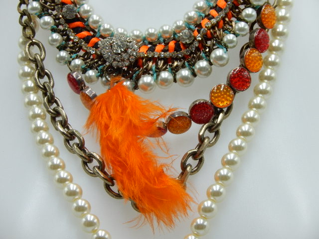 Collier tigré orange