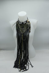 Collier lanières de cuir