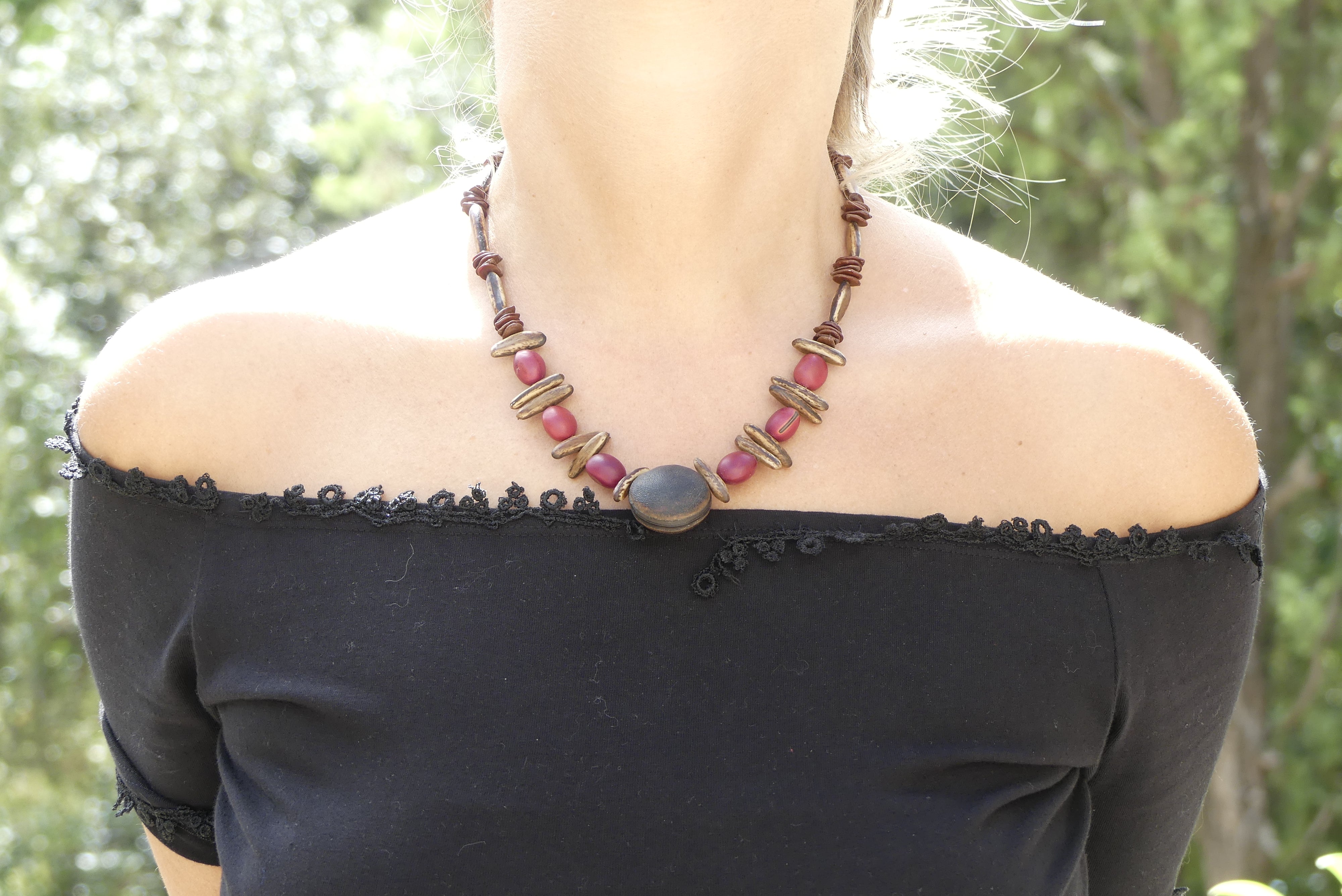 Collier graines boule