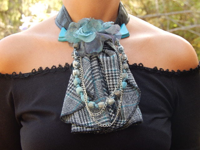Collier lavallière