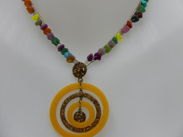 Collier tour de cou multicolore