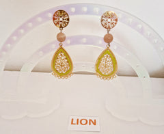 Boucles d'oreilles Lion avec Goutte baroque