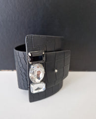 Manchette noire avec strass