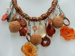 Collier pampilles oranges