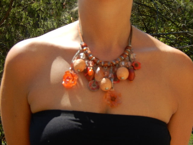 Collier pampilles oranges