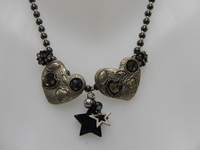 Collier cœur gris