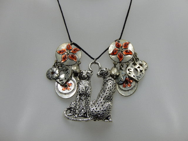 Collier panthères