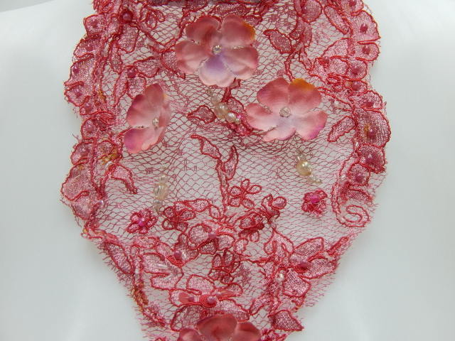 Plastron dentelle