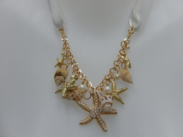 Collier coquillage et perles