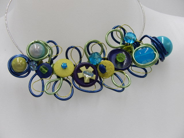 Collier boutons