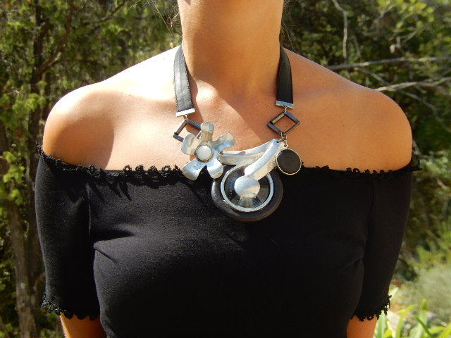Collier réglisse