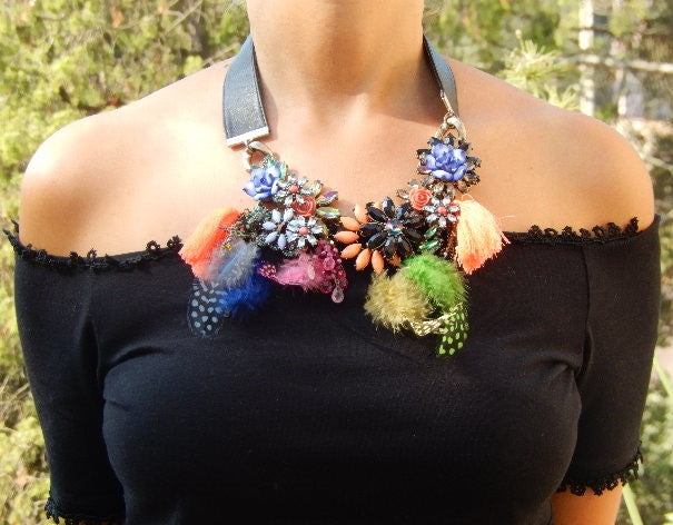 Collier fleurs chic