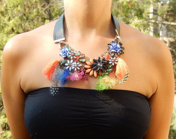 Collier fleurs chic