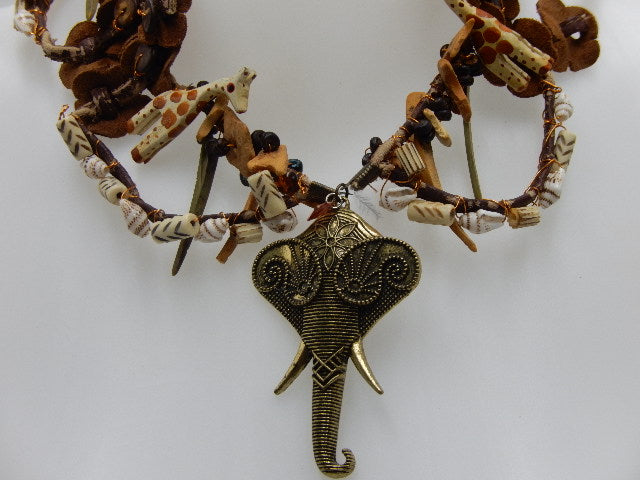 Collier safari