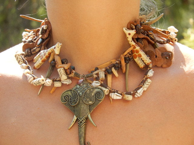 Collier safari