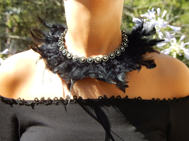 Collier plumes et fleurs