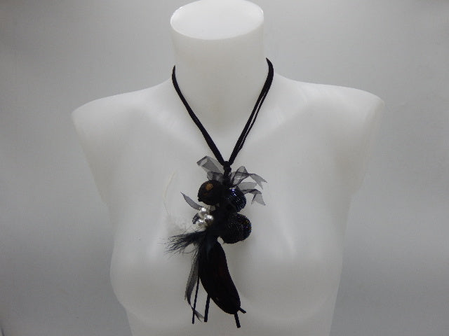 Collier coquillage noir