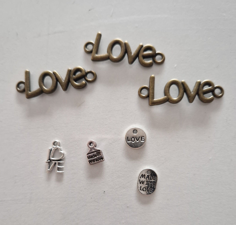 CHARM Amour