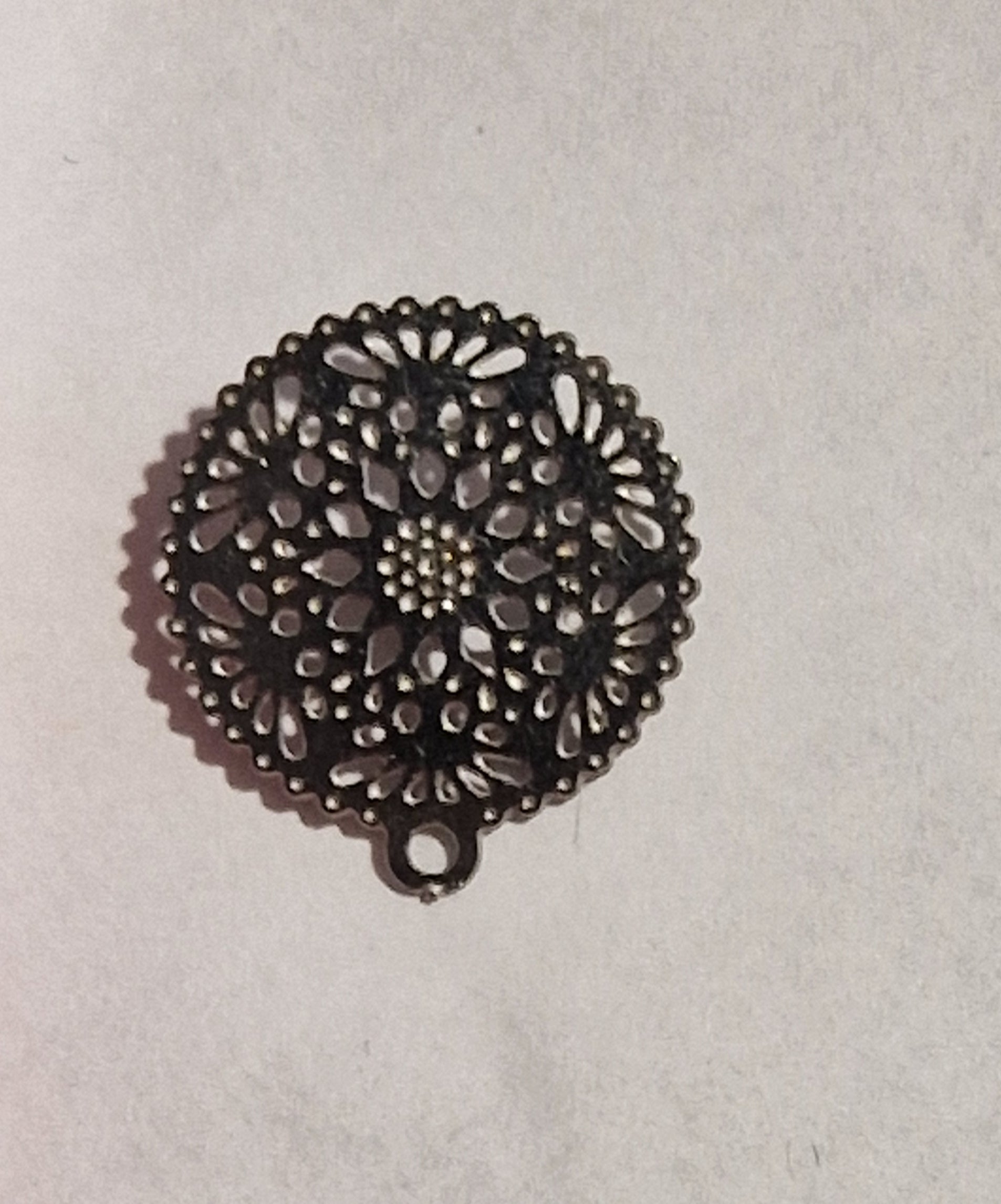 PUCE D'OREILLES - REF P35