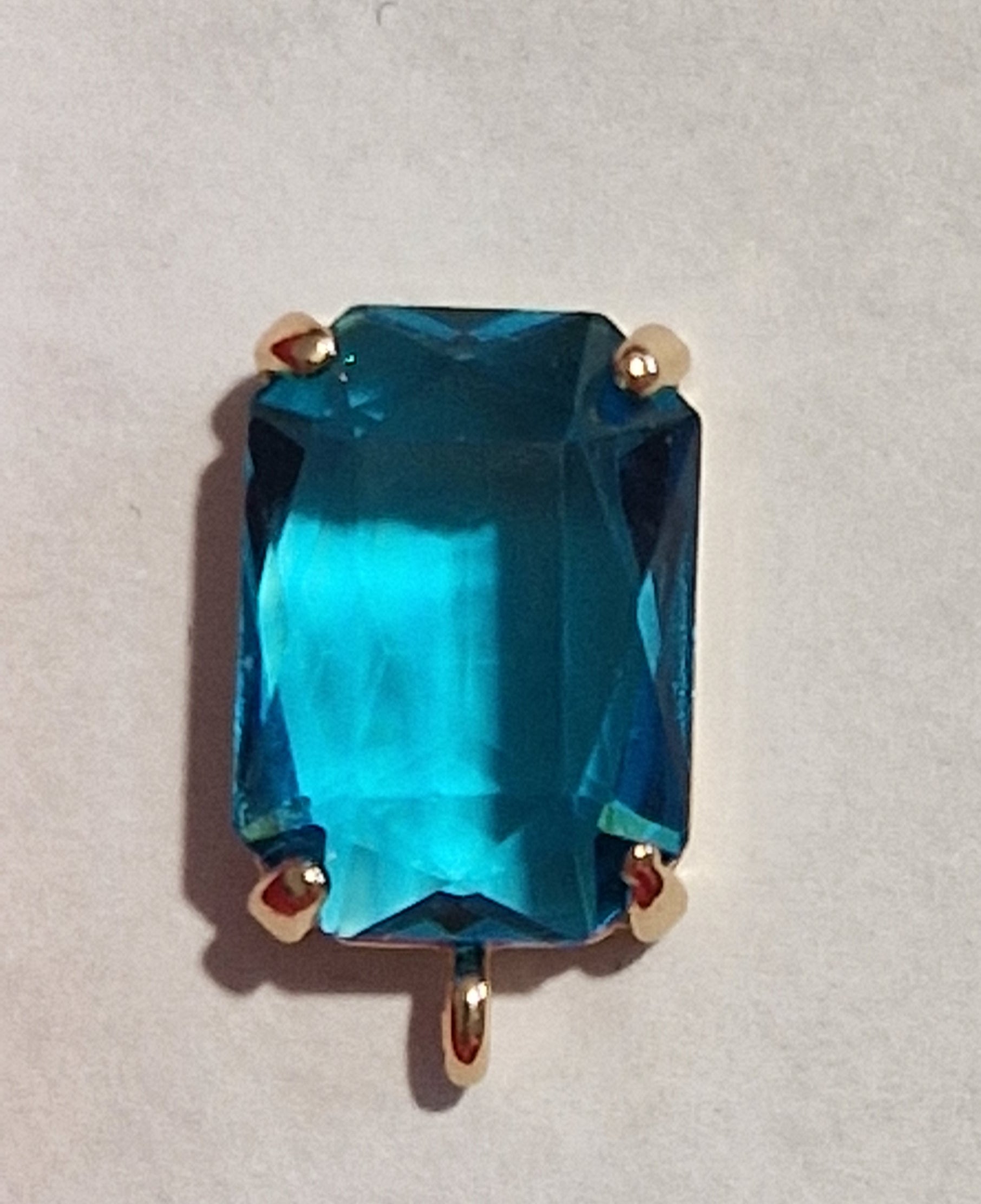 PUCE D'OREILLES - REF P8